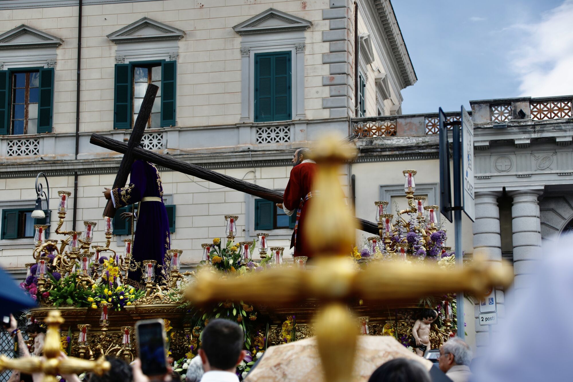 Salida procesional de varias cofradías de León, Portugal, Francia e Italia, durante el Jubileo 2025 en Roma