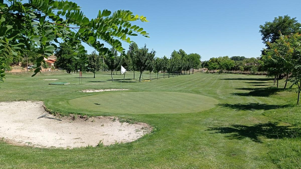 Campo de golf El Maderal “Picht &amp; Putt”