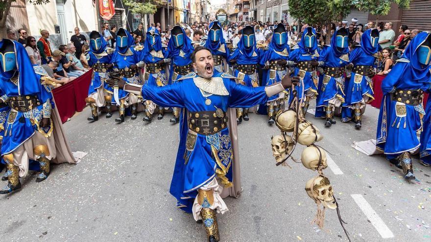 Villena se viste de fiesta