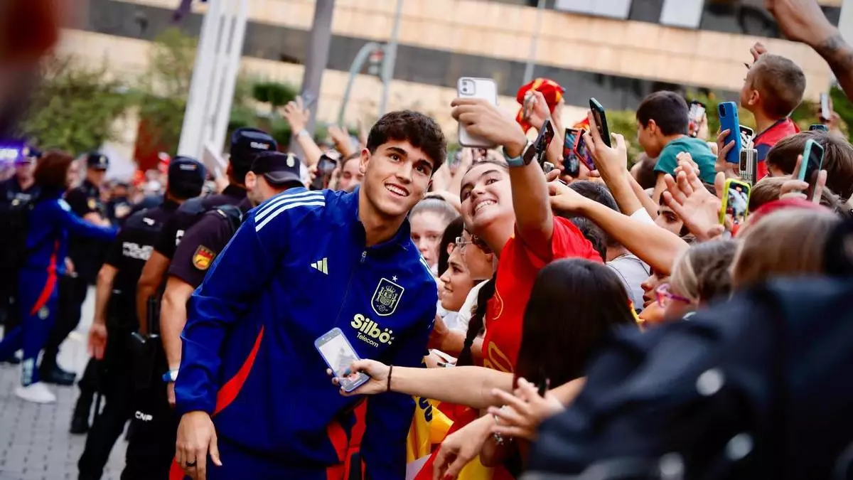 Córdoba se vuelca con la selección española a su llegada a la ciudad