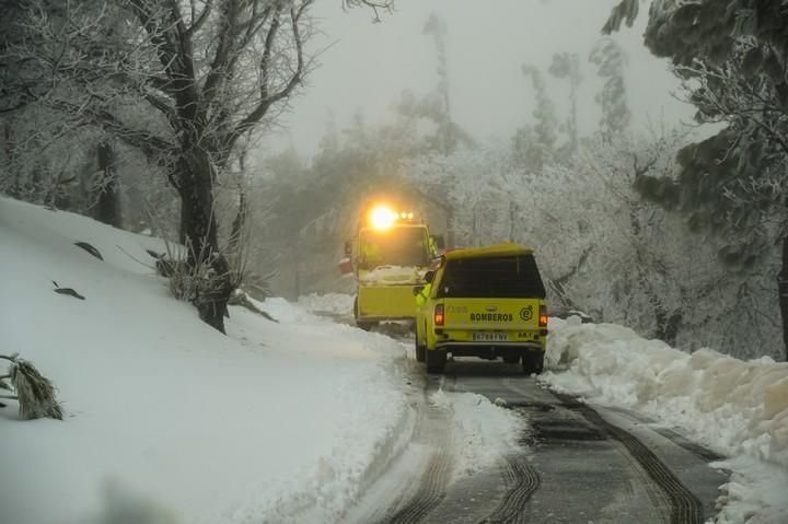 NIEVE EN LA CUMBRE