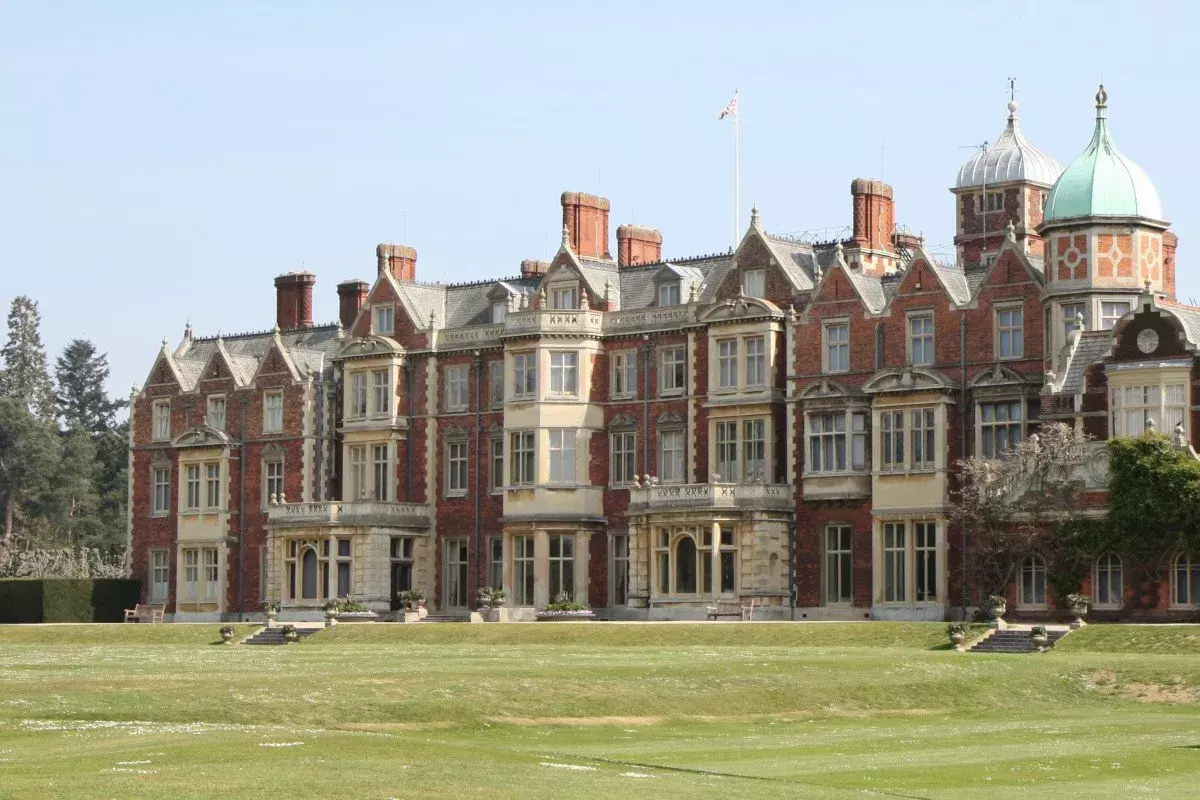 Las predicciones del nuevo Nostradamus anuncian un incendio en Sandringham House (en la imagen) o en el Castillo de Balmoral.