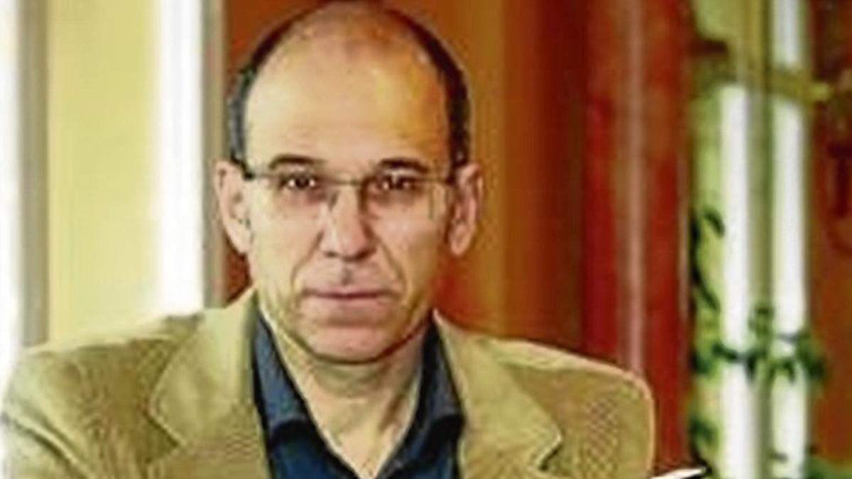 El escritor extremeño Eugenio Fuentes.