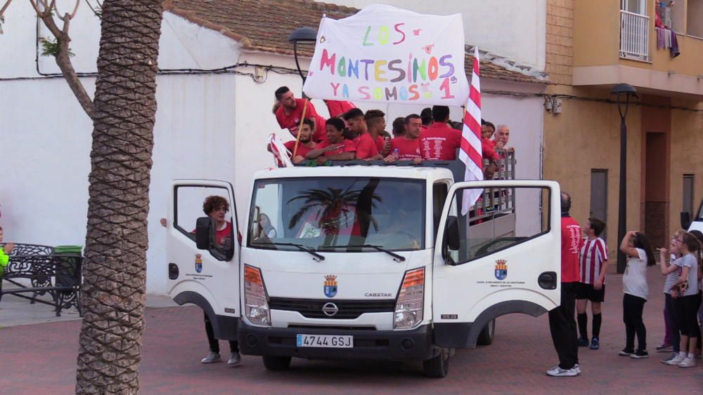 El Montesinos celebra el ascenso por todo lo alto