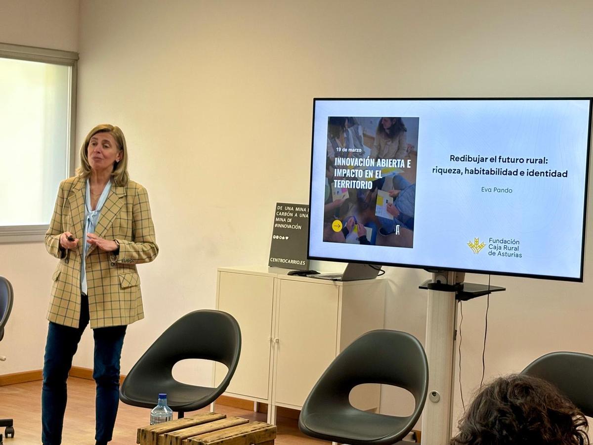 Eva Pando durante su intervención en el Centro de Innovación Carrio