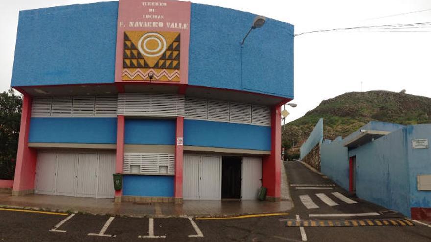 Imagen de la fachada del terrero Fernando Navarro Valle de Guía, sin utilizarse hace ya un tiempo.