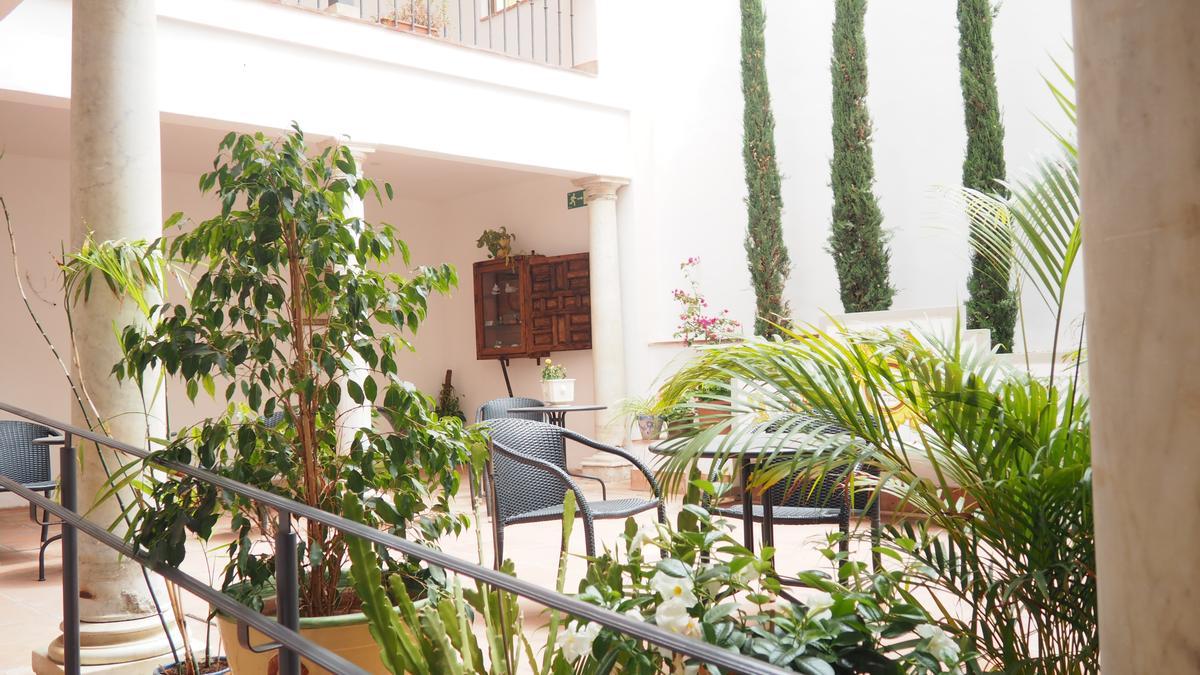 El Museo del Vidrio y Cristal de Málaga incorpora un patio andaluz a su recinto