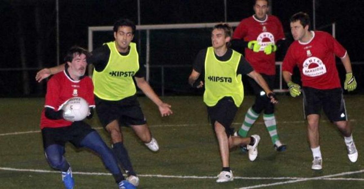 El Concello de O Grove quiere promocionar el fútbol gaélico y la navegación tradicional
