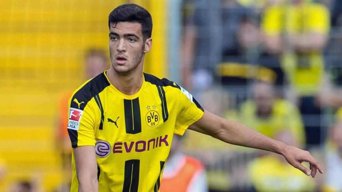 Mikel Merino: Borussia Dortmund (2016-2017)