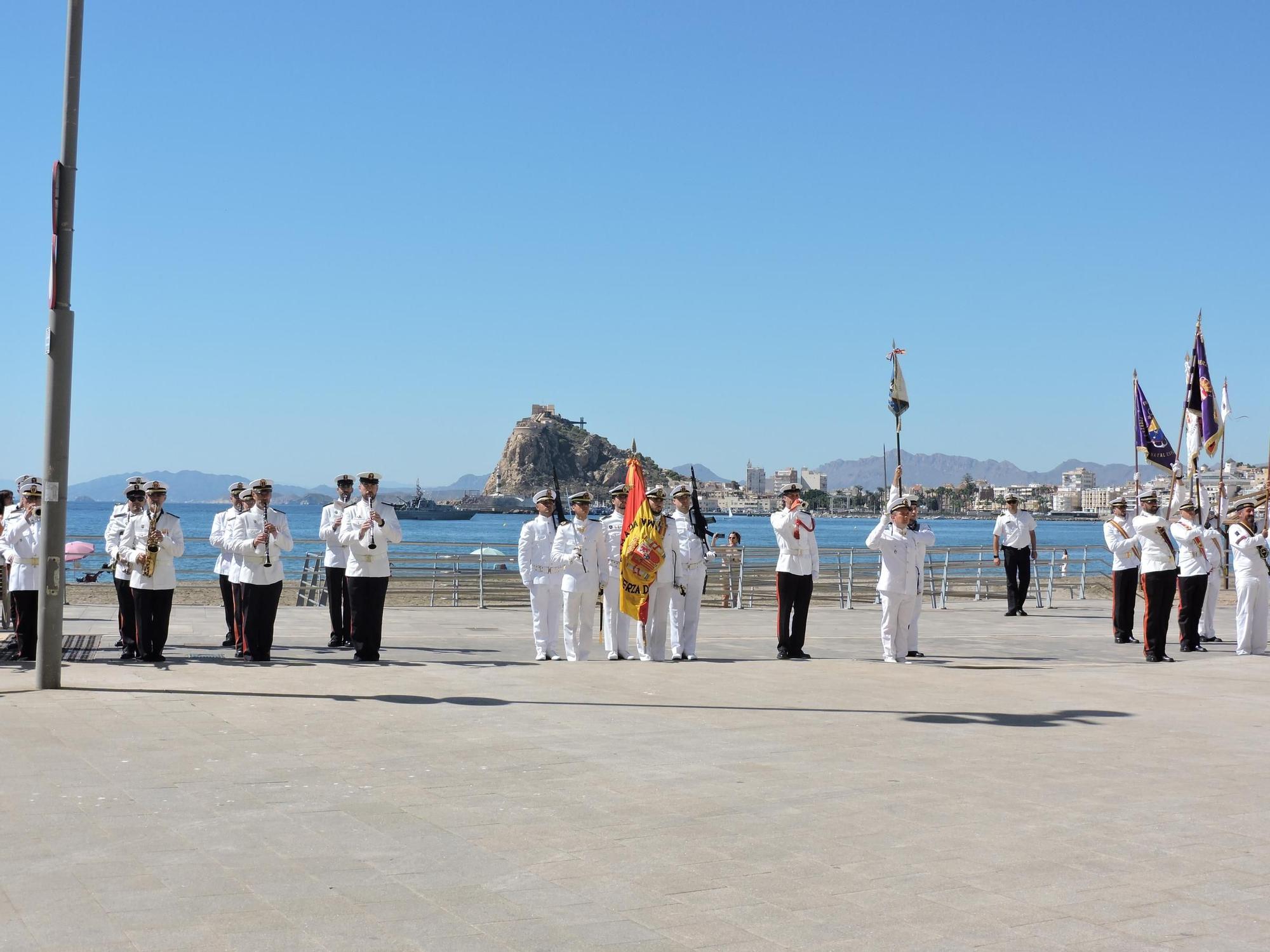 Jura de Bandera para personal civil en Águilas