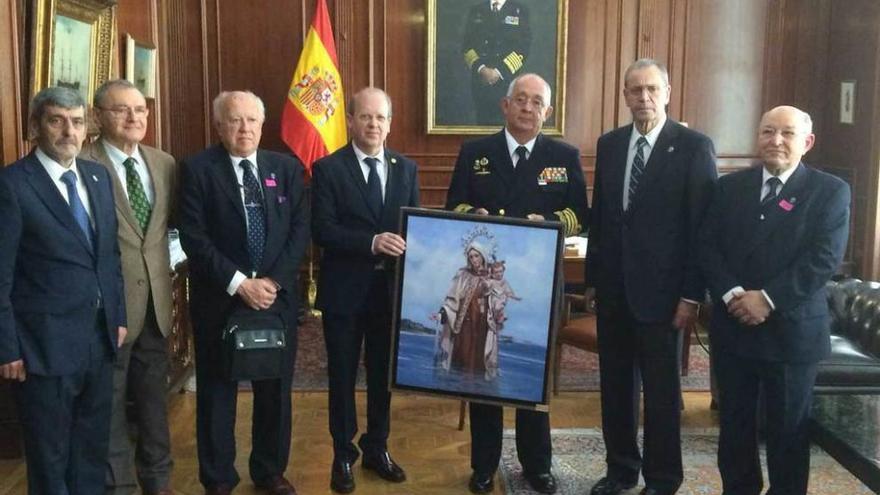 La Capitanía de Gijón recibirá el cuadro del Carmen en Salinas