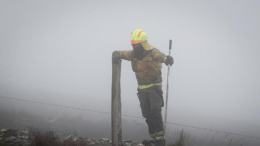 Extinguido el incendio de Ourol (Lugo), que calcinó 32,83 hectáreas