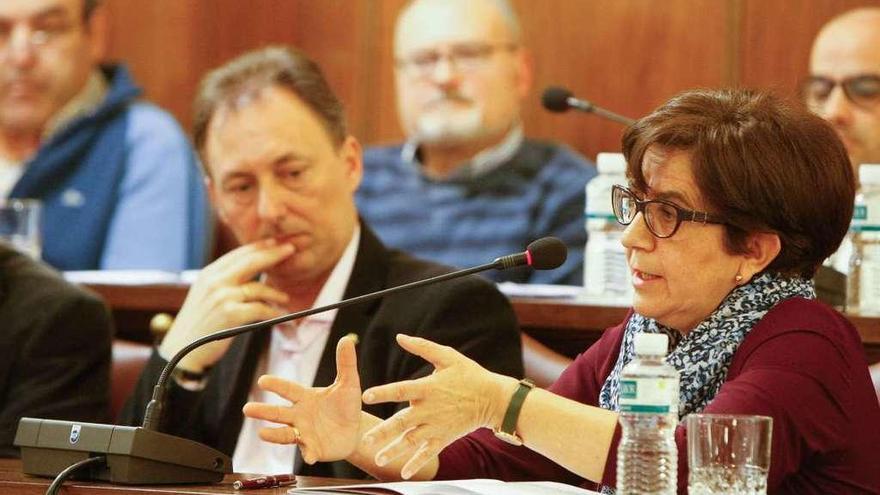 Leonor González durante su intervención en el debate de ayuda a domicilio el pasado 2 de marzo.