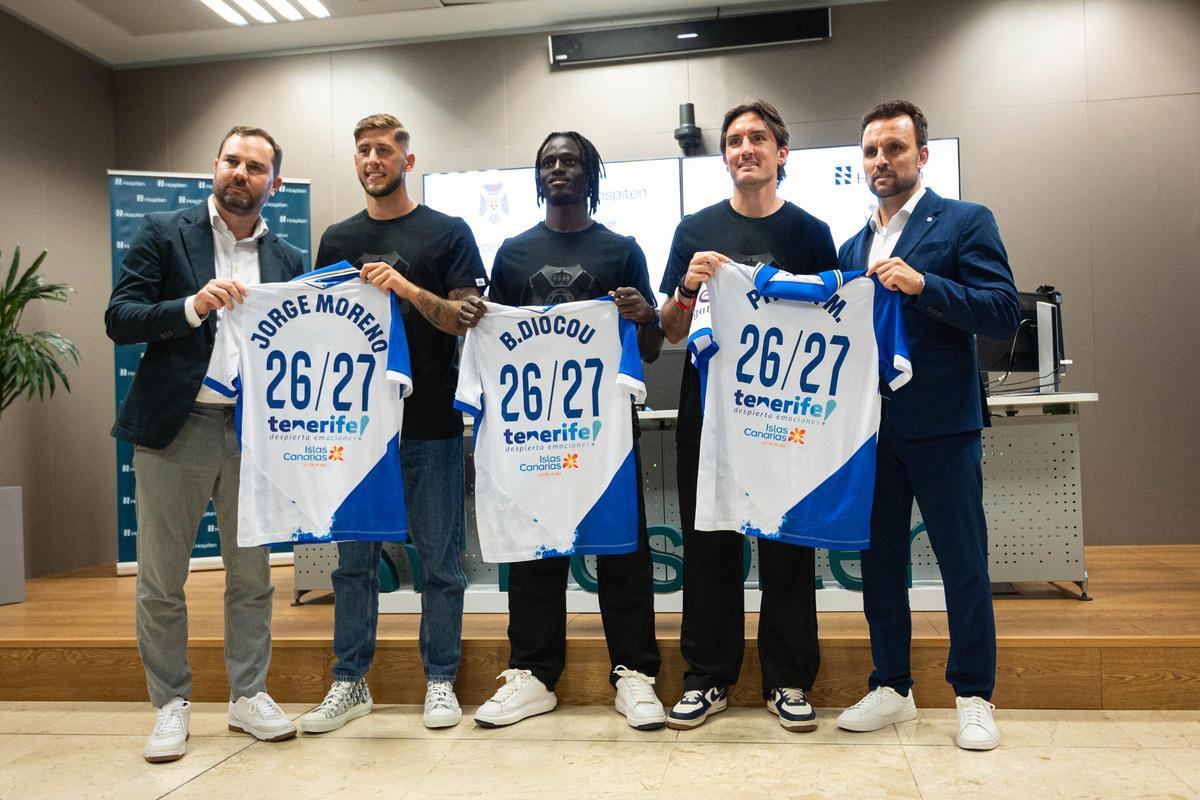 Presentación de tres fichajes del CD Tenerife: Pittón, Baba y Jorge Moreno Presentación de tres fichajes del CD Tenerife: Pittón, Baba y Jorge Moreno