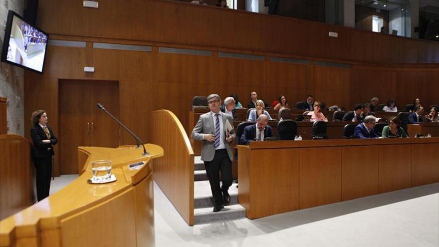 Guillén espera que el debate de la financiación se abra en septiembre