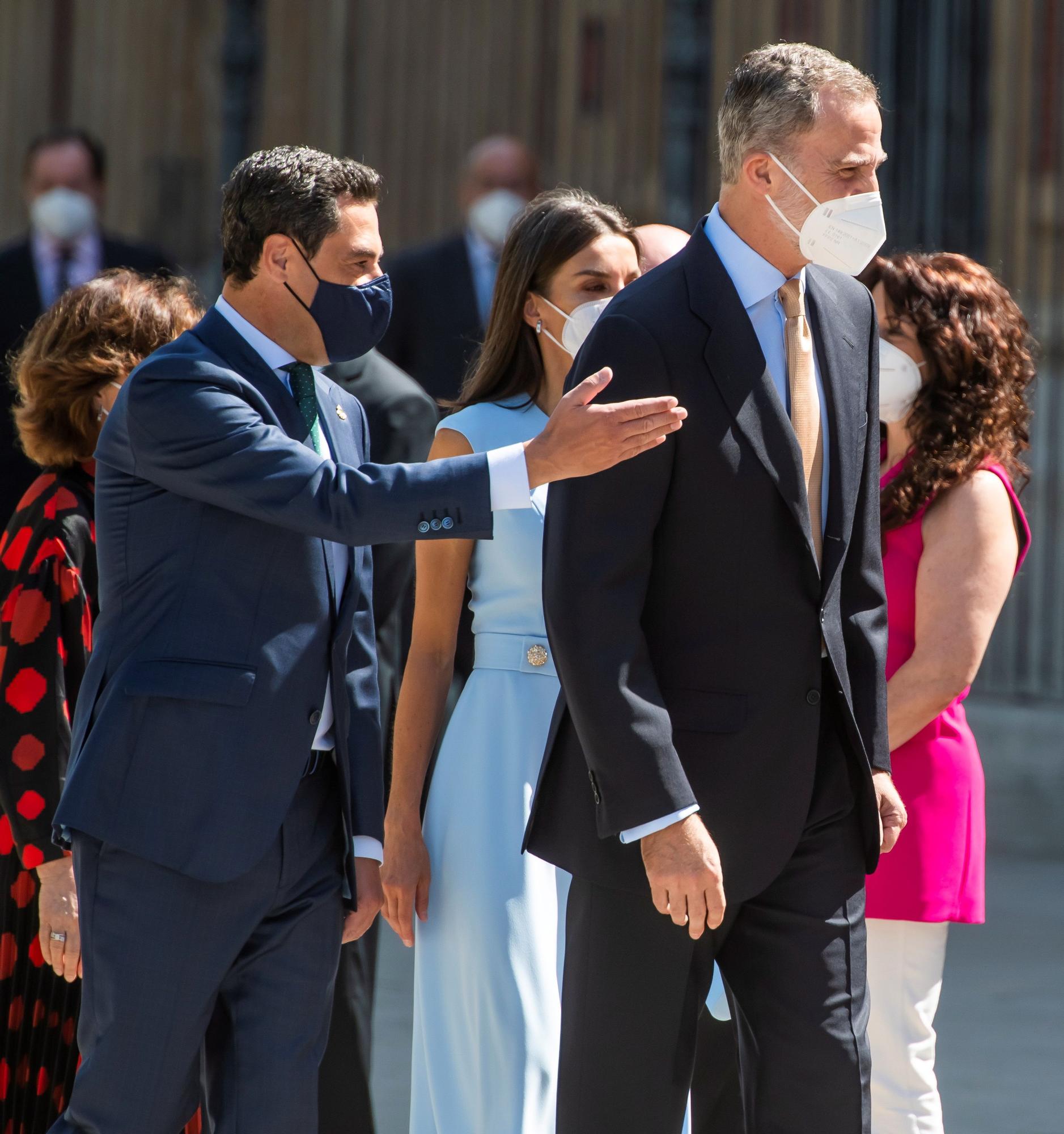 El Rey Felipe VI recibe en Sevilla la Medalla de Honor de Andalucía