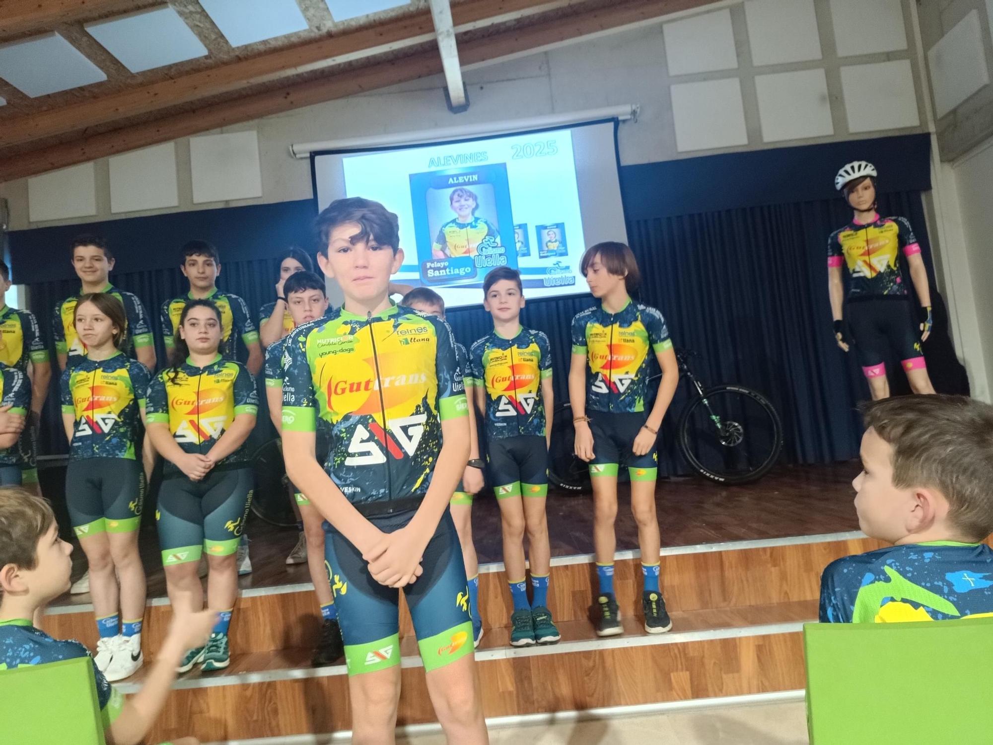La Escuela de Ciclismo de Viella celebra su Gala Presentación de Temporada