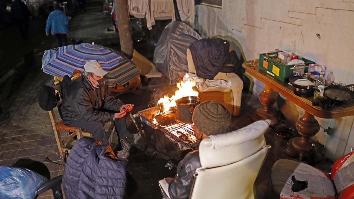 La pandemia aumenta la pobreza y afecta a 117.964 valencianos más
