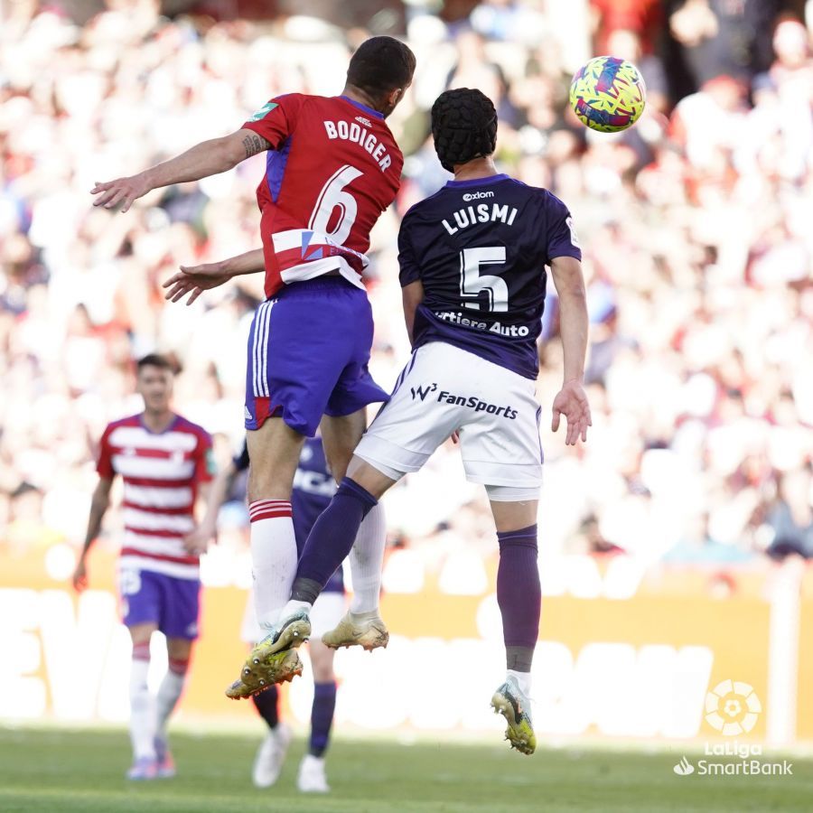 En imágenes: así fue la derrota del Real Oviedo en Granada