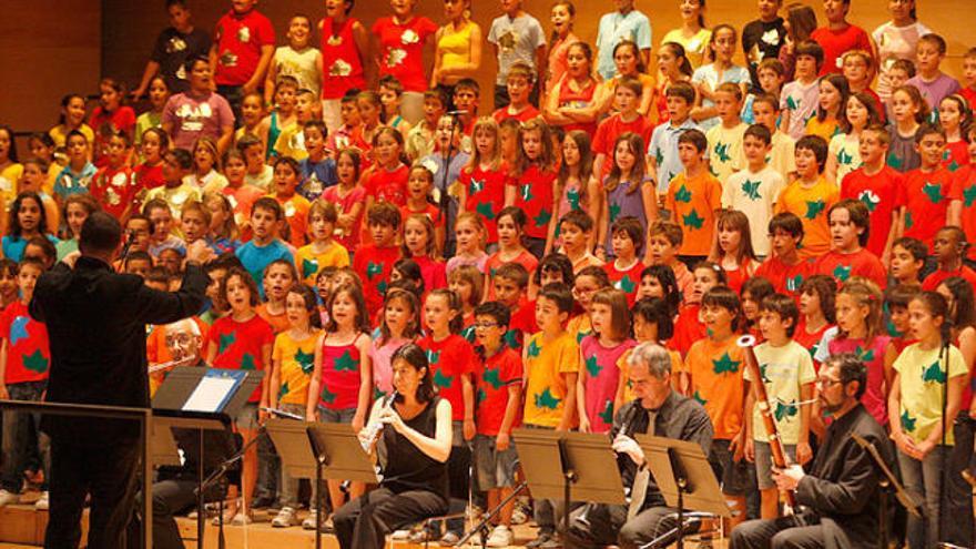 La primera de les sessions, que es va fer amb alumnes dels CEIP Pare Coll, Vila-roja, Marta Mata i Taialà.