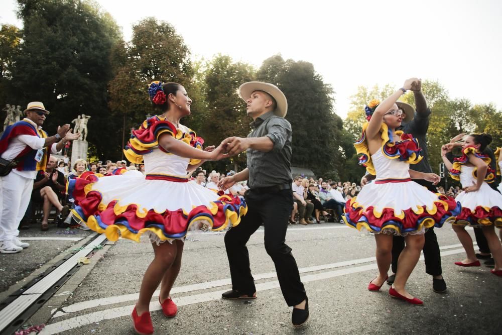 Desfile del Día de América en Asturias