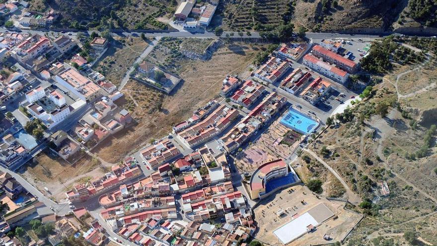 Orihuela comprará a la Sareb 10.000 metros cuadrados de terreno en San Isidro para vivienda pública
