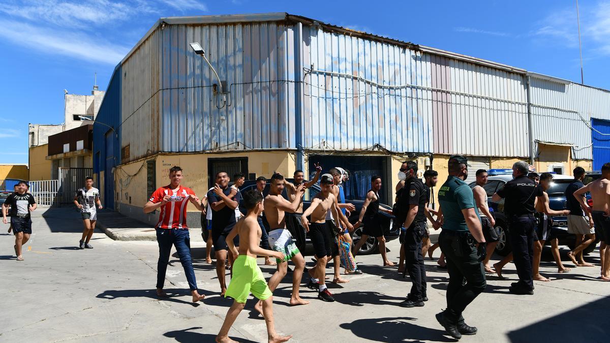 Más de 3.000 inmigrantes marroquíes llegan a nado a Ceuta