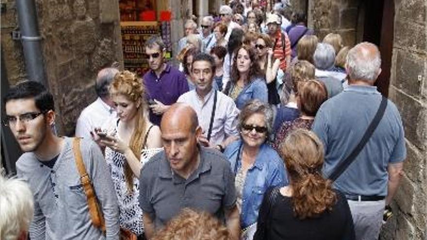 Els gironins diuen que fugen lluny però ensenyen la ciutat amb orgull