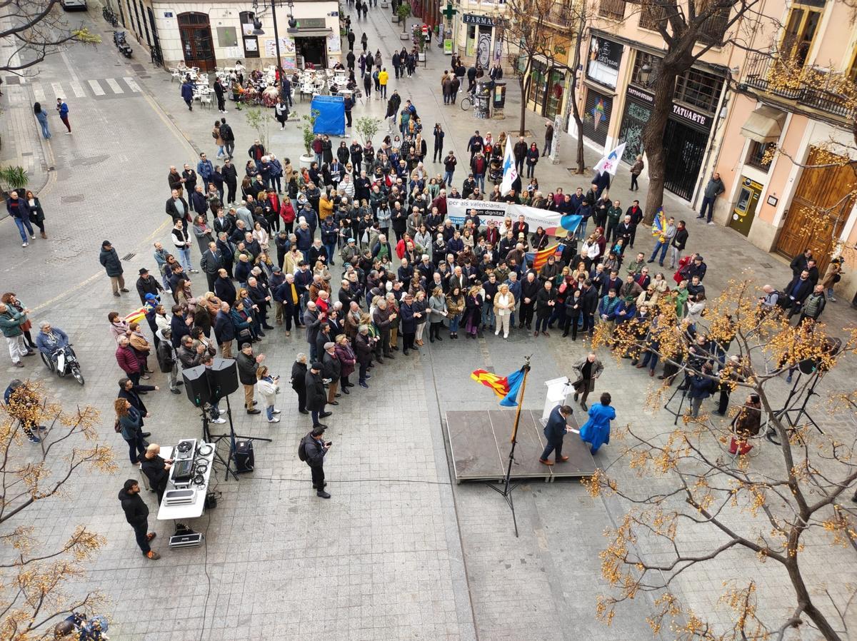 Juristes Valencians organiza una concentración para reclamar la inclusión del derecho civil valenciano en la reforma constitucional