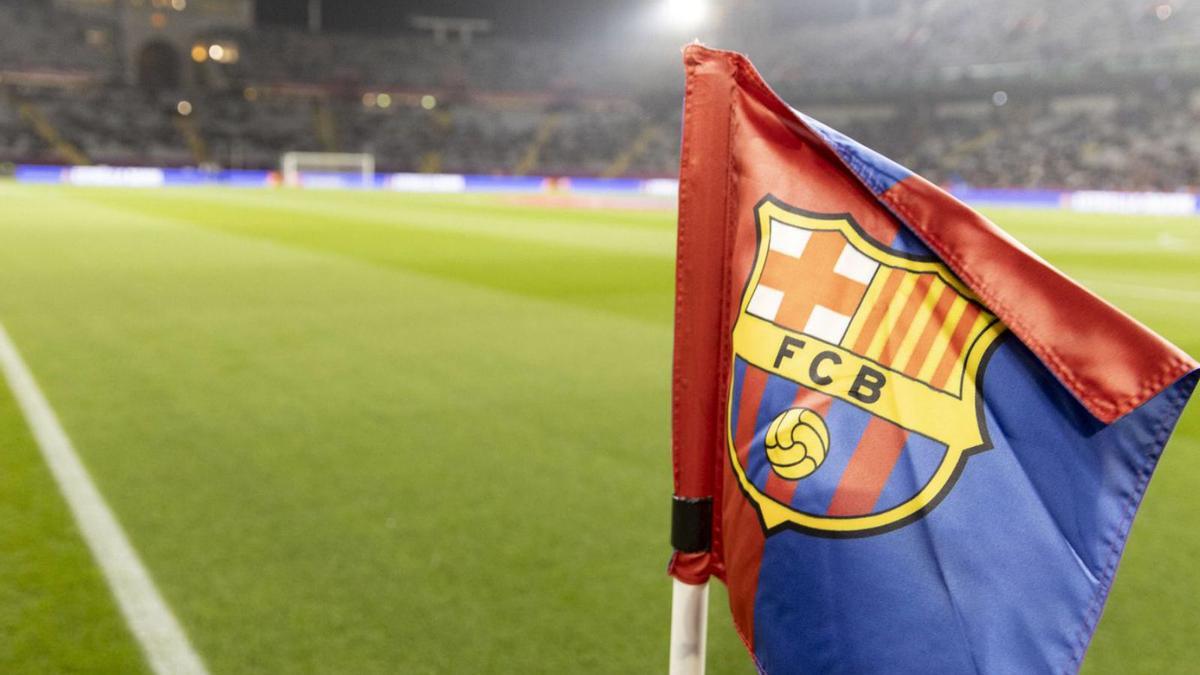 Una imagen del Estadio de Montjuïc cuando se suspendió el Barça-Osasuna por la muerte del doctor azulgrana Carles Miñarro.