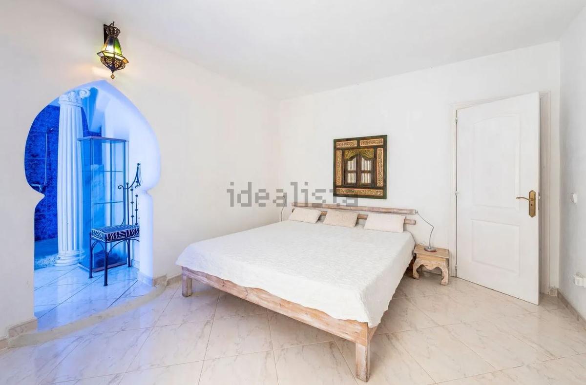 ¿Ibiza o en Santorini? A la venta una peculiar villa de lujo por 3,5 millones en Sant Jordi