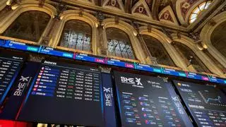 Ibex se despide de los 14.000 puntos y cae un 1,2% en la apertura ante la tensión en Oriente Medio