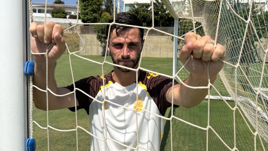 Enzo Loiodice lo cuenta todo: del &quot;infierno&quot; con Martínez al sueño de portar el brazalete de la UD Las Palmas