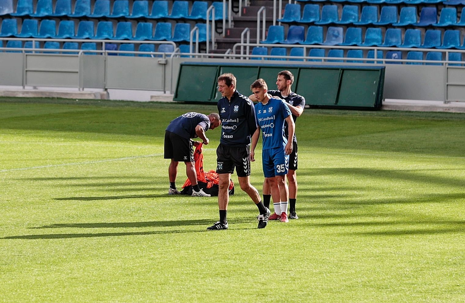 Entrenamiento del CD Tenerife antes del derbi canario