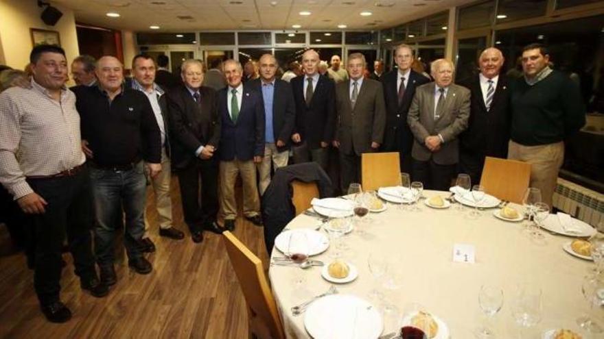 Cena de homenaje al guardia civil Francisco Salvador por su jubilación