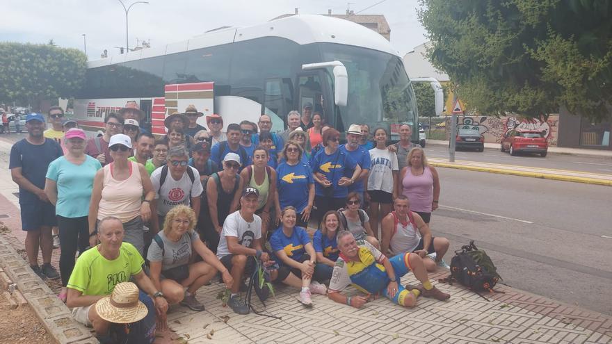 Más de un centenar de peregrinos concluye la segunda etapa del Camino de Santiago desde Sagunt