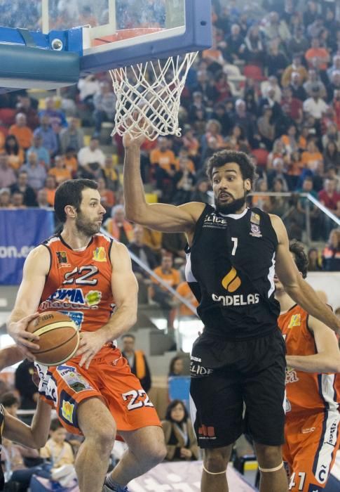 El Basquet Coruña cae ante el Breogán