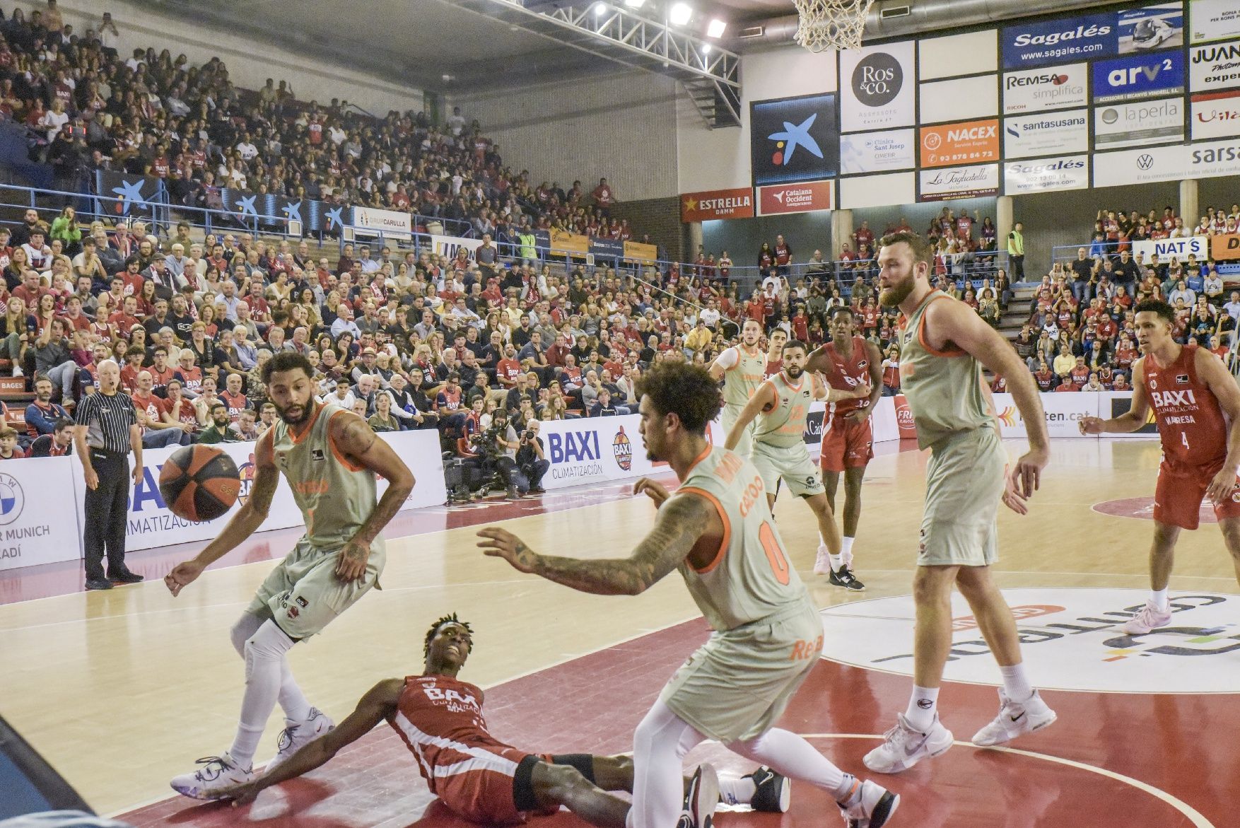 Les imatges de la victòria del Baxi contra el Baskonia