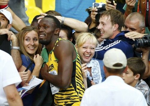 El jamaicano Usain Bolt ha ganado el oro en los 200 metros y logra un nuevo doblete.