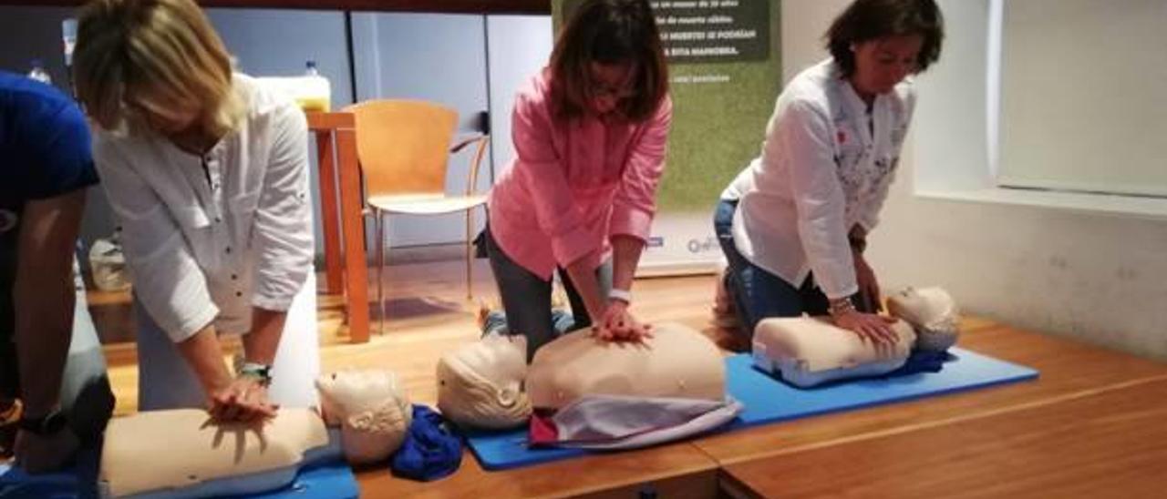 Pequeño taller de reanimación pulmonar.