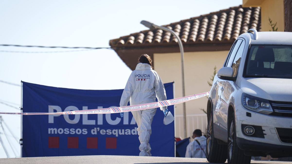 Detenido el padre que ha matado a cuchilladas en Girona a su hijo de 5 años y herido a su mujer