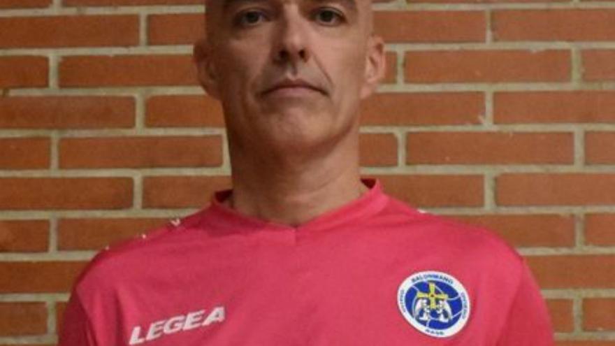 El Confía Base Oviedo, a pasar del empate en el pabellón de Vallobín