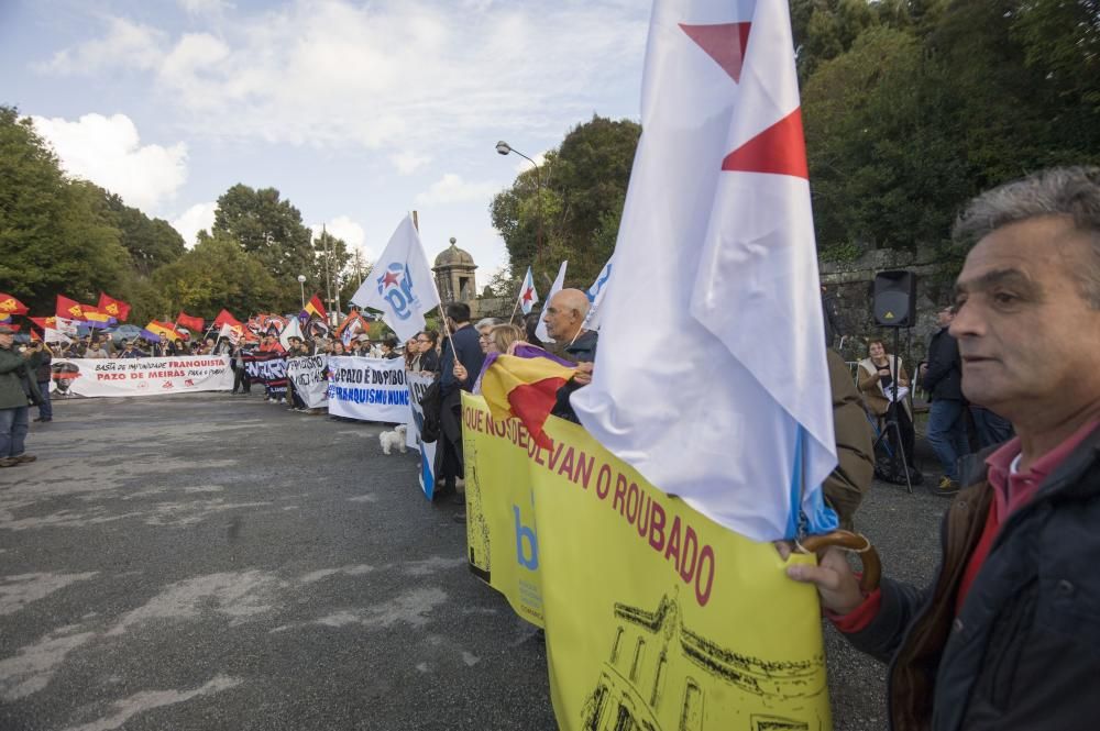 Marcha que exige la devolución del pazo de Meirás