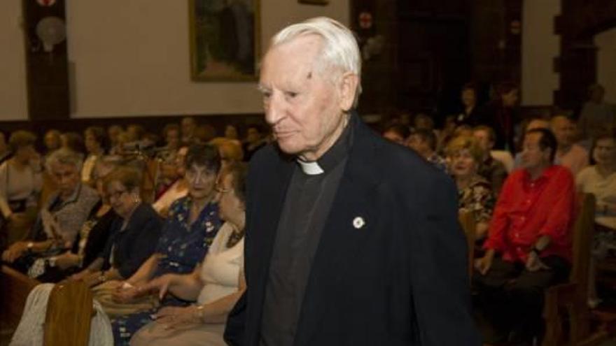 Adiós al jesuita que dedicó sus últimos años a ayudar a los más desfavorecidos
