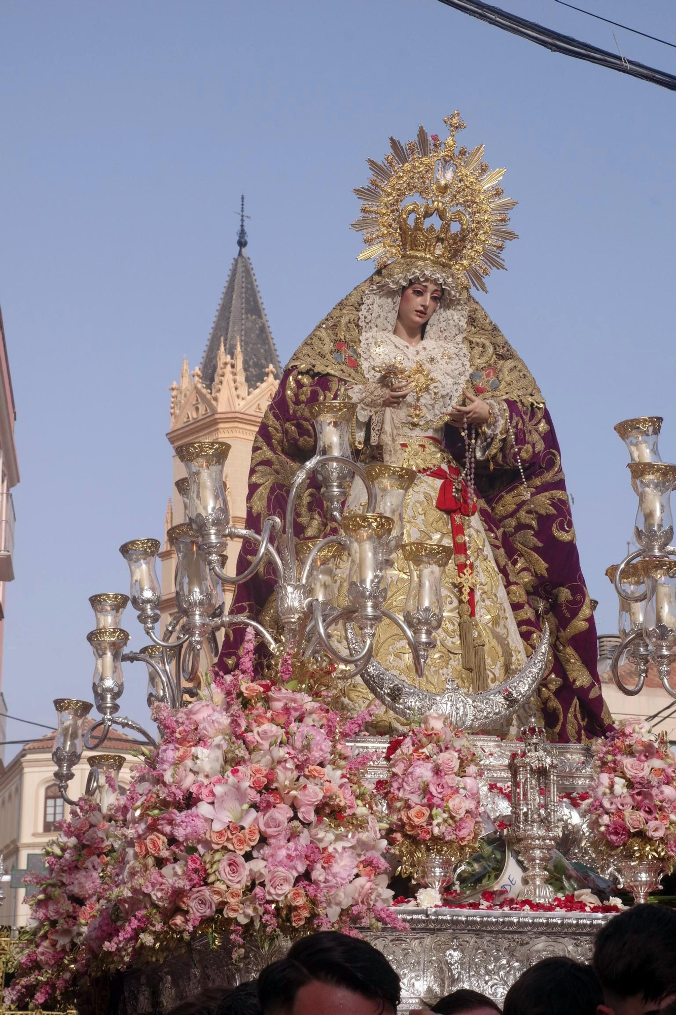 La procesión de la Virgen de la Trinidad este sábado por su festividad en Pentecostés, en imágenes