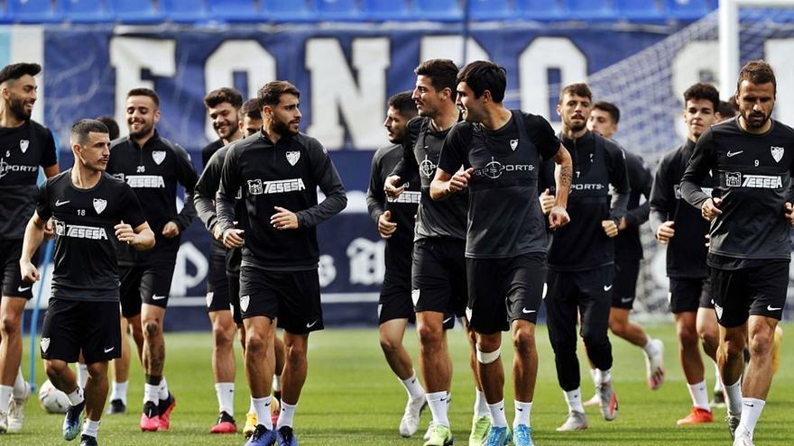 El conjunto de Pellicer realizó ayer la última sesión de entrenamiento de cara al encuentro de esta noche en Gijón. | MÁLAGA CF