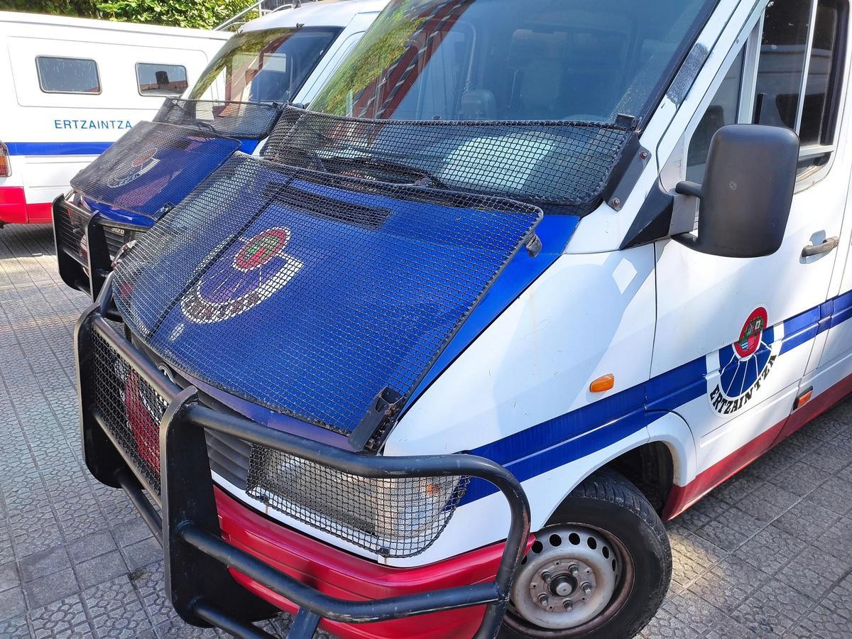 Un furgón de la Ertzaintza.