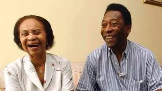 Fallece la madre de Pelé
