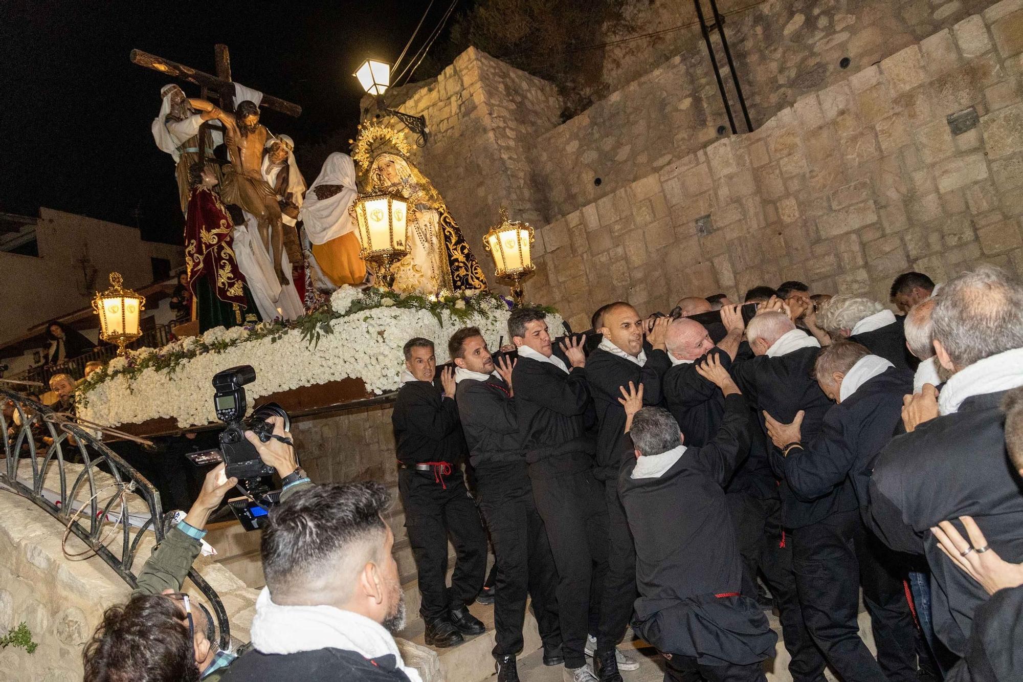 Santa Cruz no defrauda el Miercoles Santo en Alicante