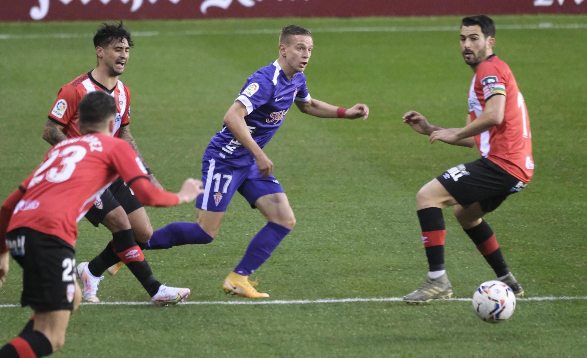 El partido del Sporting ante el Logroñés, en imágenes